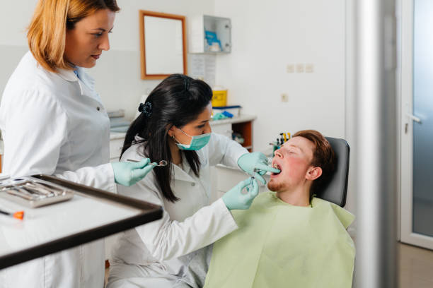 Best Emergency Treatment for Oral Infections in Lake Holiday, IL